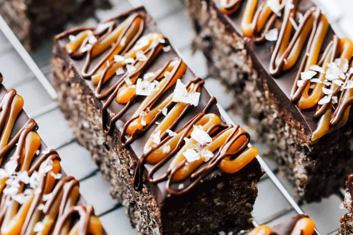 Chocolate Rice Krispie Treats With Caramel. 