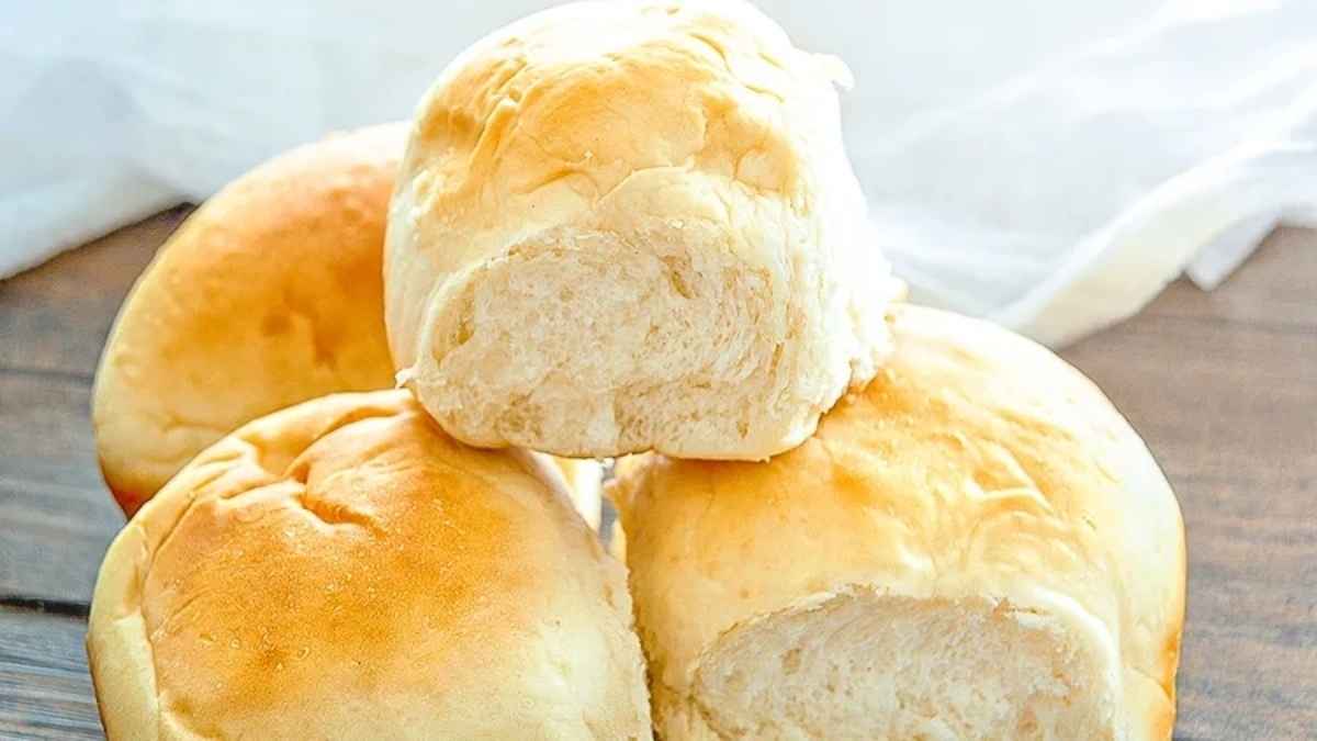 Classic Dinner Rolls.
