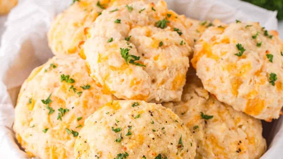 Copycat Red Lobster Biscuits.