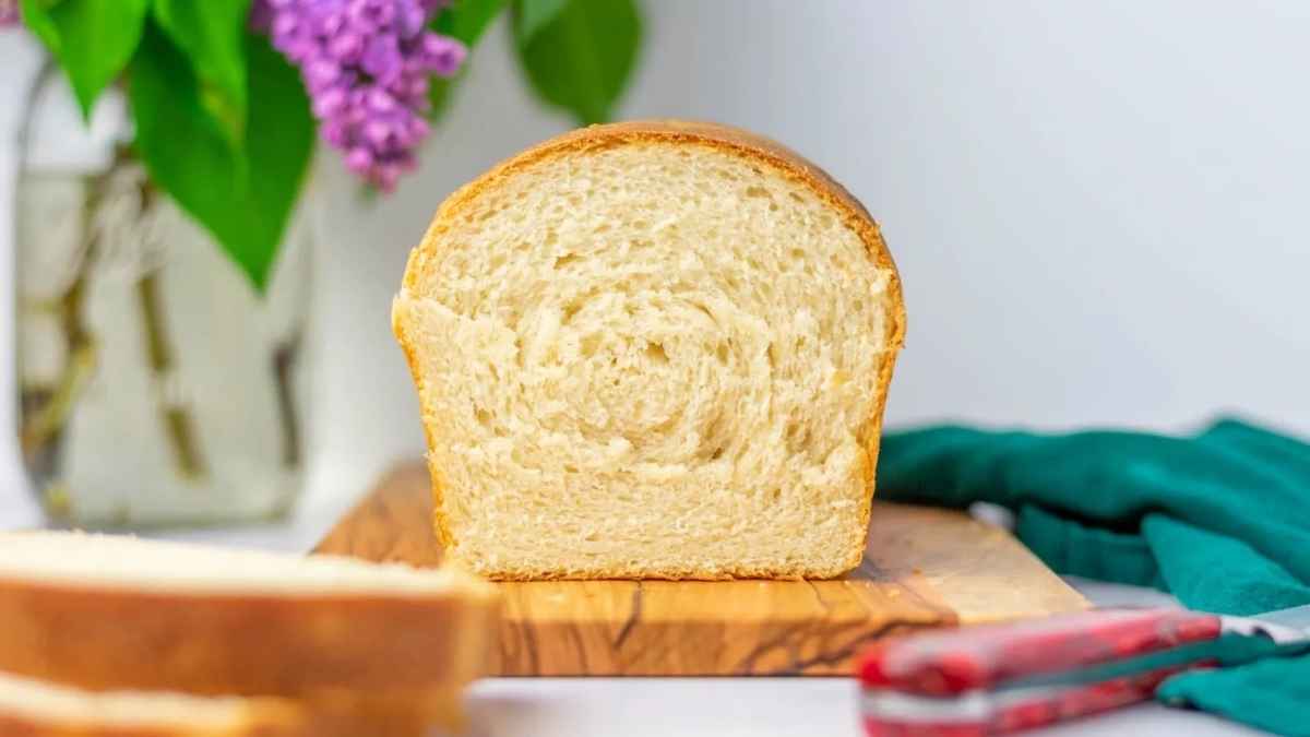 Sourdough Sandwich Bread.