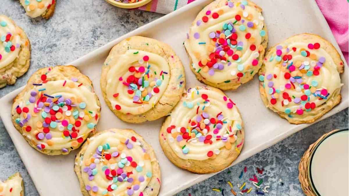 Confetti Cake Cookies (Crumbl Cookie Copycat Recipe).