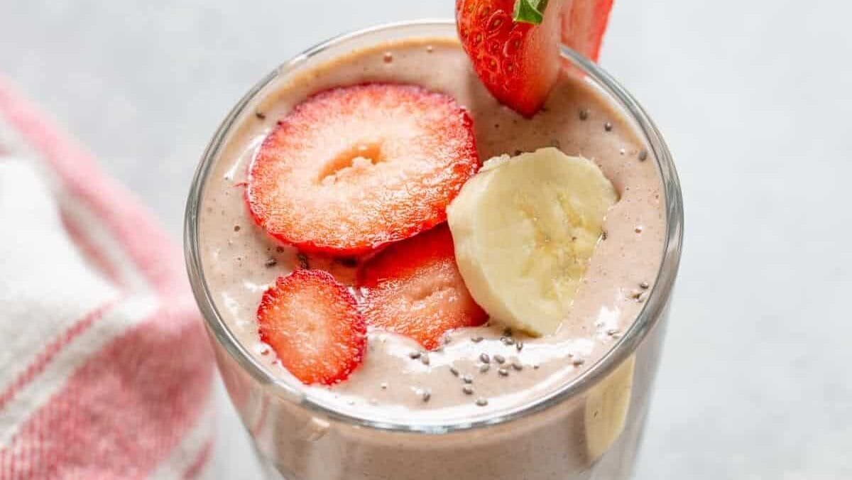 Strawberry Banana Peanut Butter Smoothie.