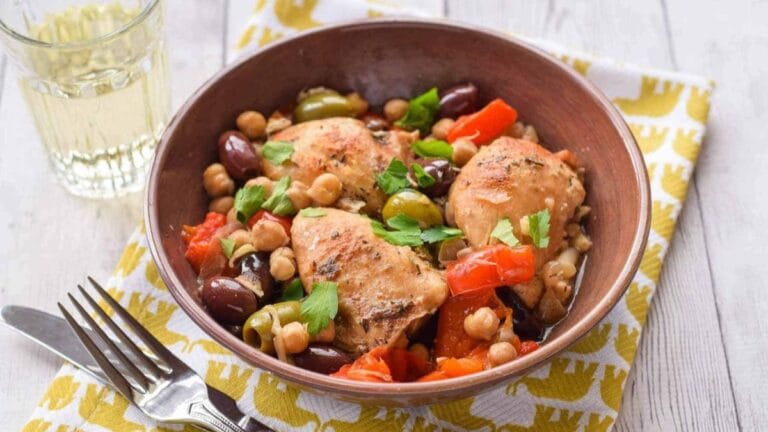 Slow Cooker Chicken with Olives and Peppers.