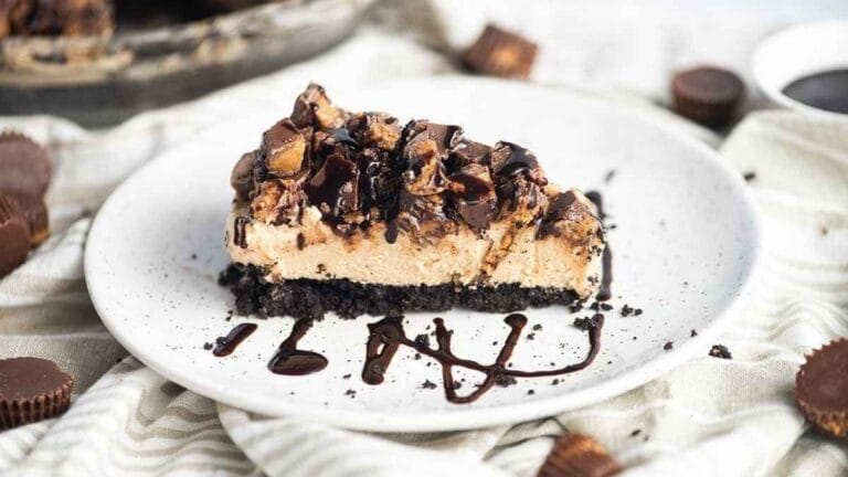 Creamy Dreamy Chocolate Peanut Butter Pie.