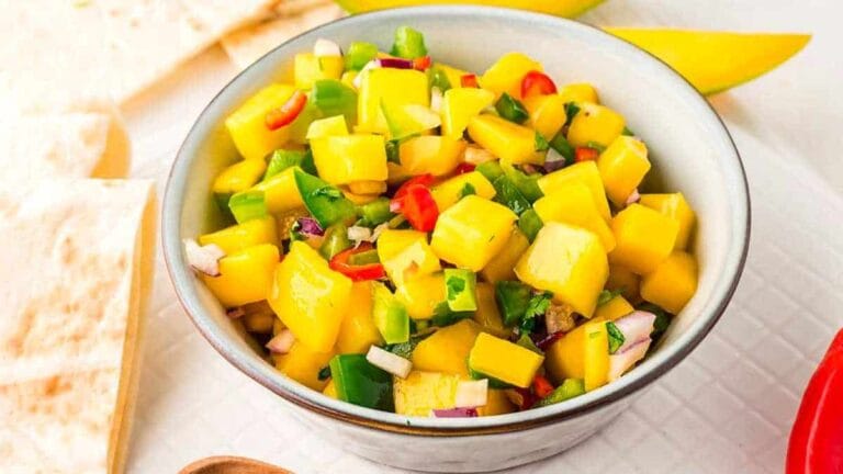 Fresh And Easy Chunky Mango Salsa.