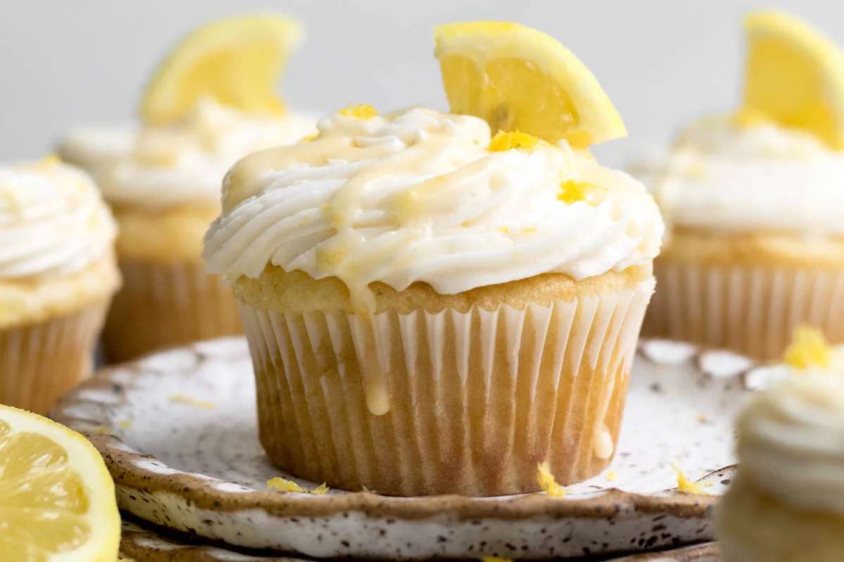 Lemon Drizzle Cupcakes. 