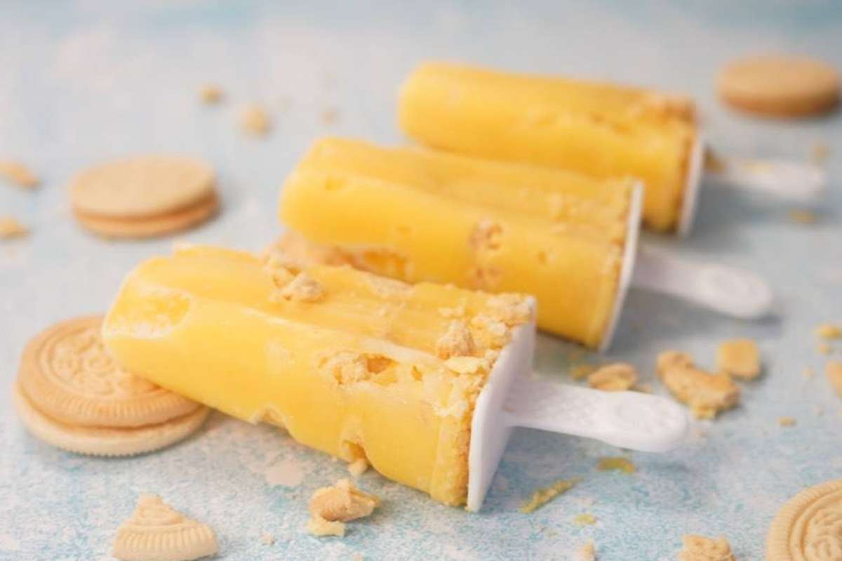Lemon Cookie Pudding Pops. 