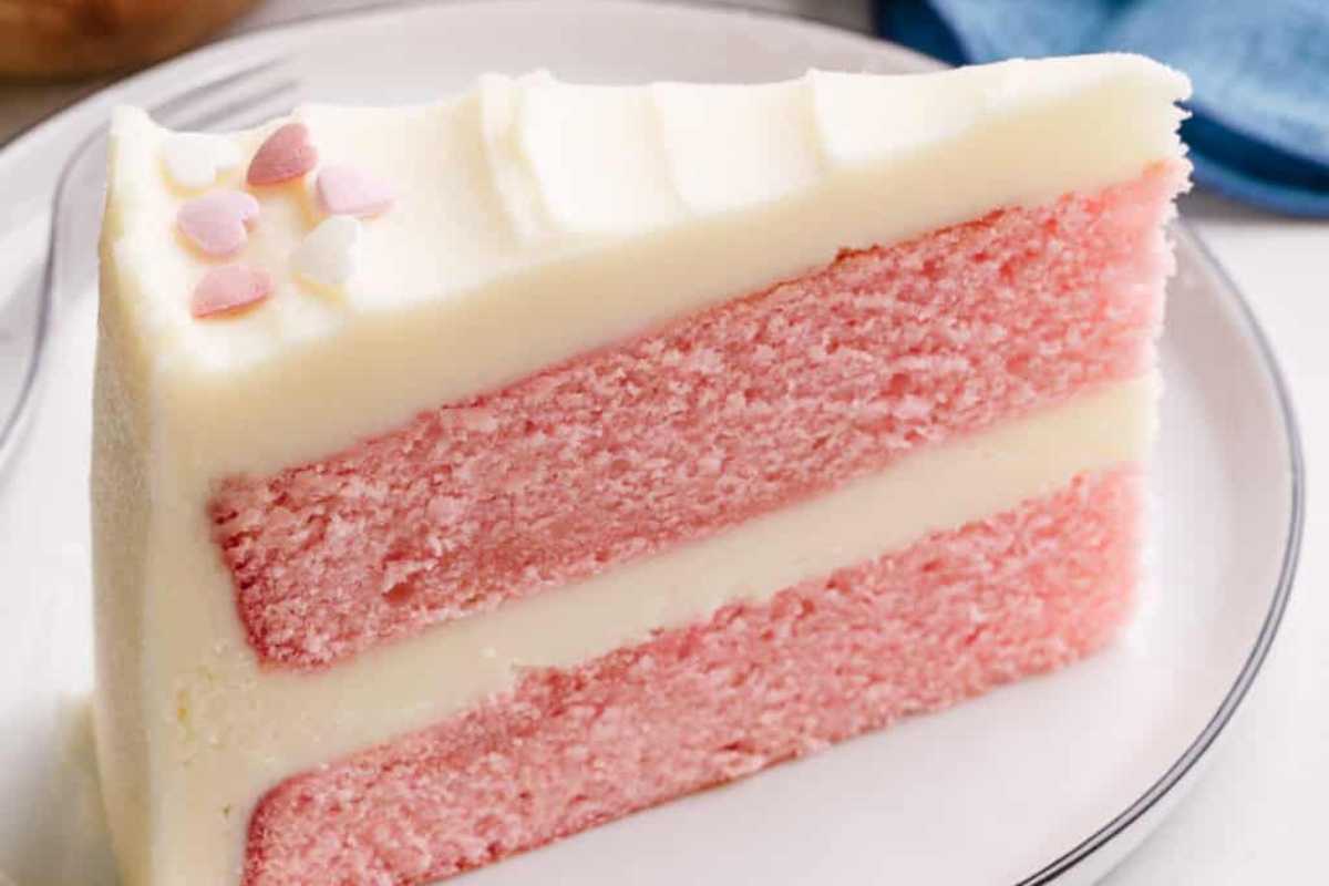 Pink Velvet Cake. 