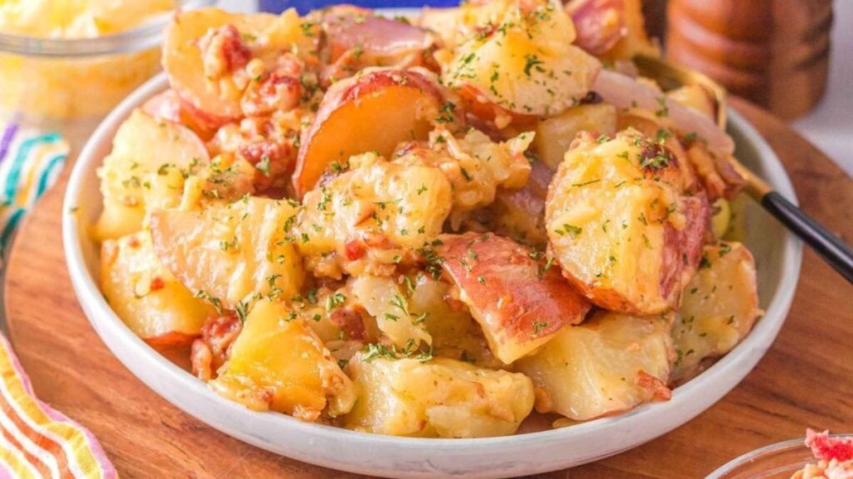 Slow Cooker Cheesy Ranch Bacon Potatoes.