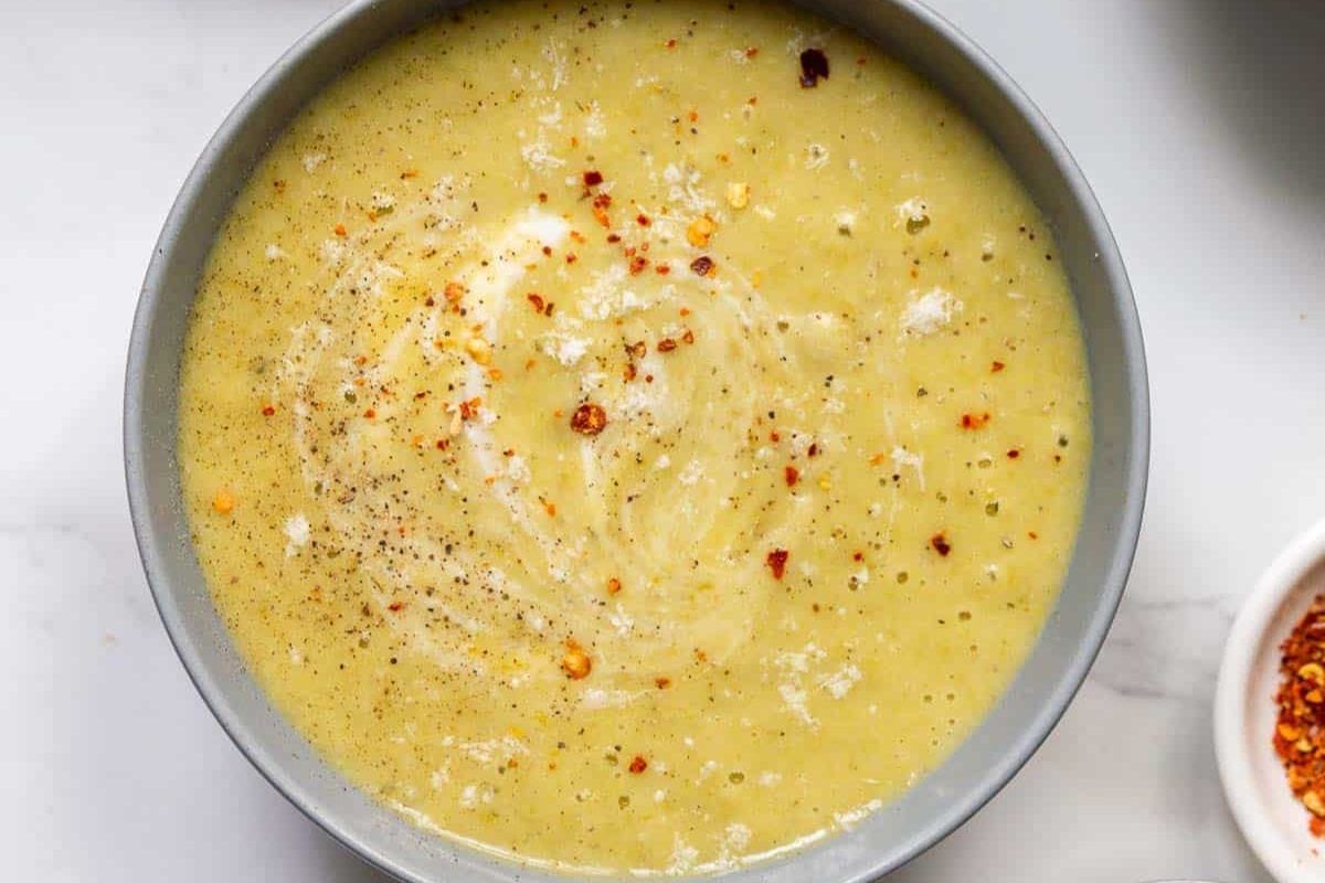 Green bean soup in a bowl. 