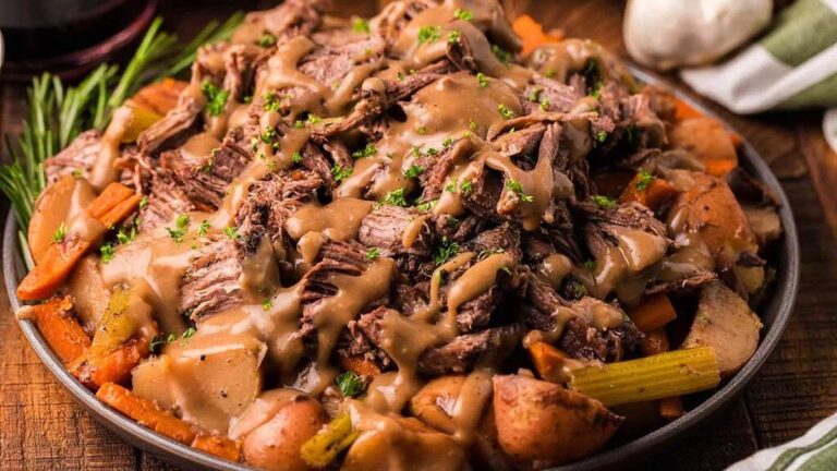 Slow Cooker Pot Roast With Red Wine.