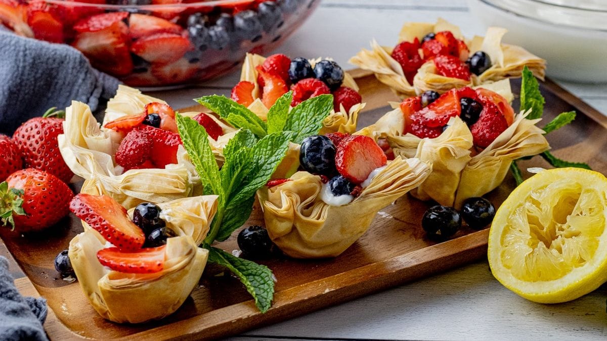 Easy Berry Tarts.