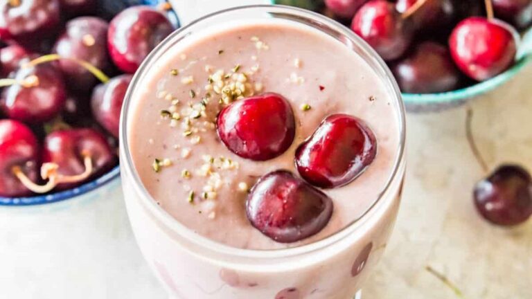 Cherry Cheesecake Smoothie.
