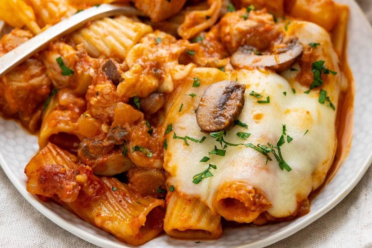 Cheesy Baked Chicken Rigatoni.