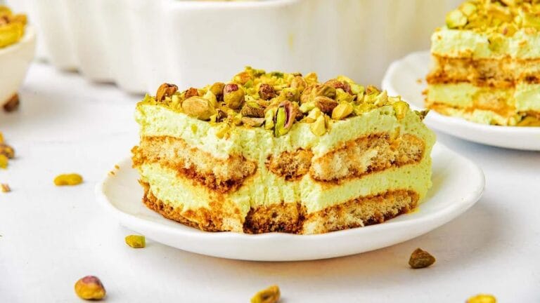 Pistachio lovers are about to lose their minds over these 18 recipes